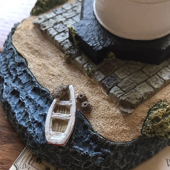 NIB Harbor Lights Edgartown signed w/ COA - Picture 7 of 11